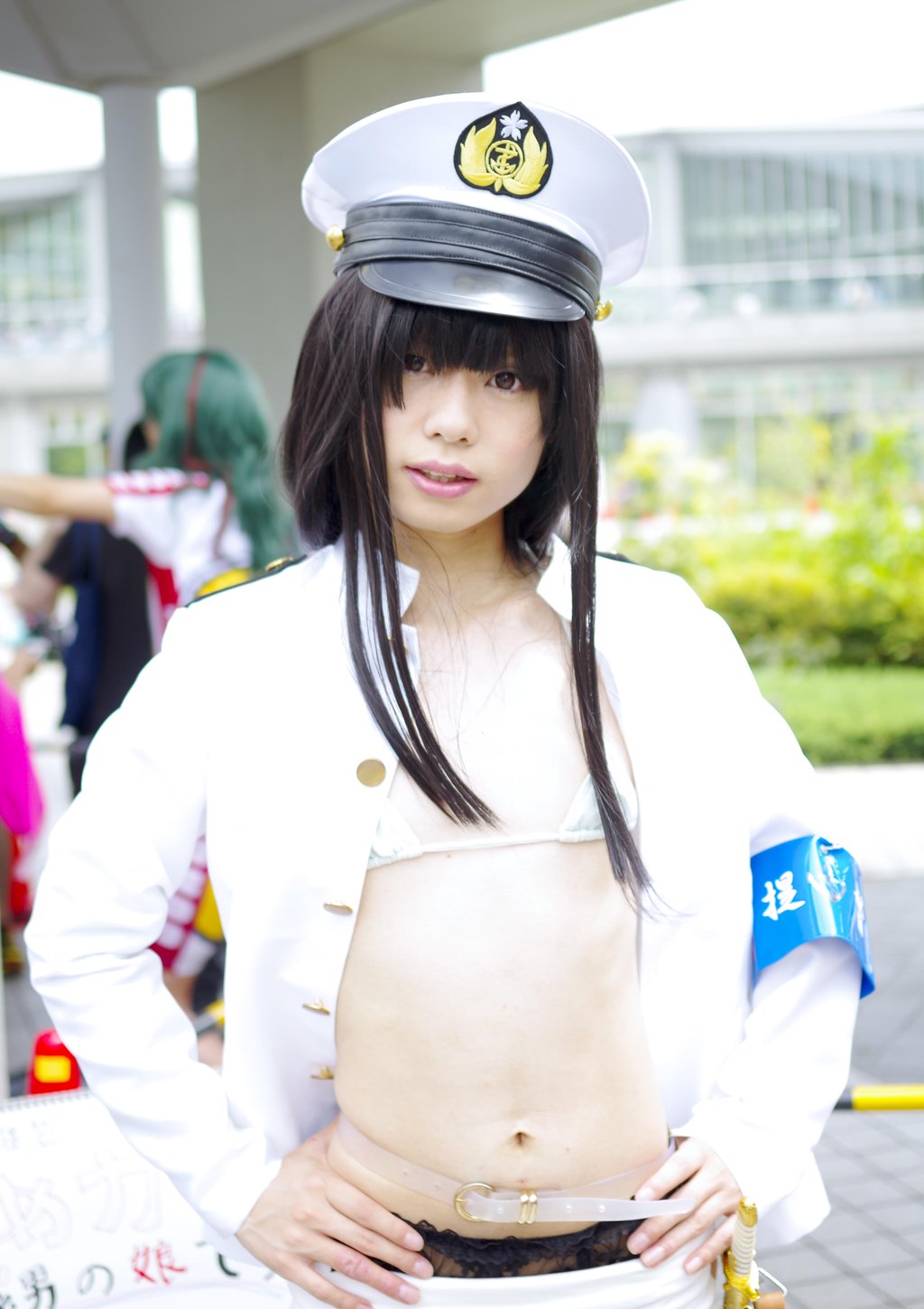 【コミケエロ画像】もはやトチ狂ってる…過激なコスプレでコミケに集合する痴女がコチラwwww その13