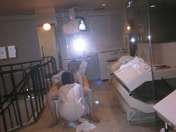 【ラブホ流出画像】リベンジポルノの疑いあり！桁違いに生々しい素人カップルのラブホ流出画像 その10