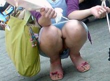 普通のおばさんがパンチラ…熟れた股間がエロ過ぎる！熟女たちのハプニングエロ画像
