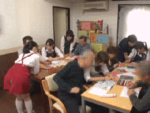 女子高生たちがセクハラされまくり…介護福祉士の実習中に種付けされる中出しGIF画像